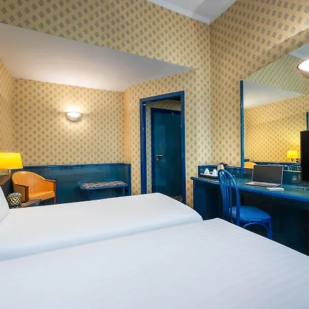 Ih Hotels Milano Ambasciatori Buitenkant foto