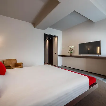 Ih Hotels Milano Ambasciatori Buitenkant foto