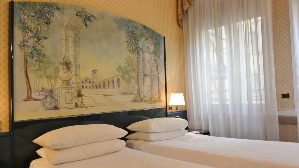 Hotel Ih Ambasciatori