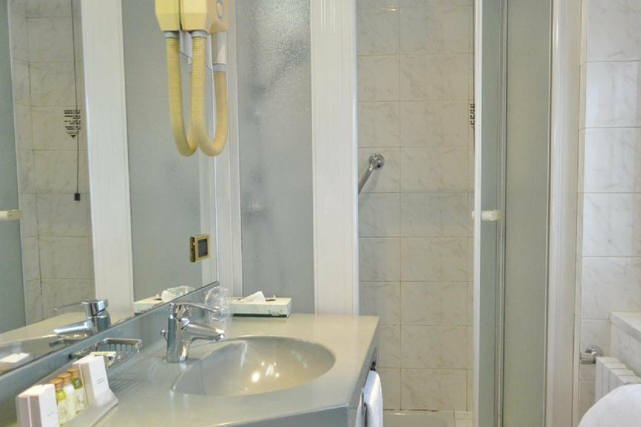Ih Ambasciatori Hotel 4*