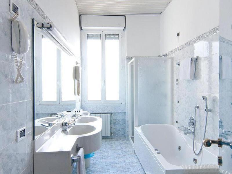 Ih Ambasciatori 4* Milaan